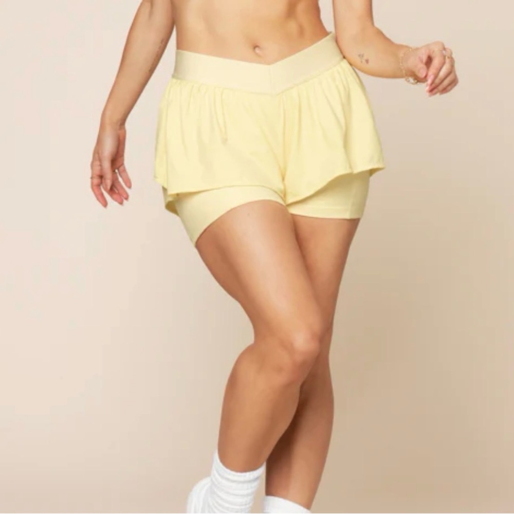 POPFLEX Light Yellow Athletic Shorts size small - Picture 5 of 12